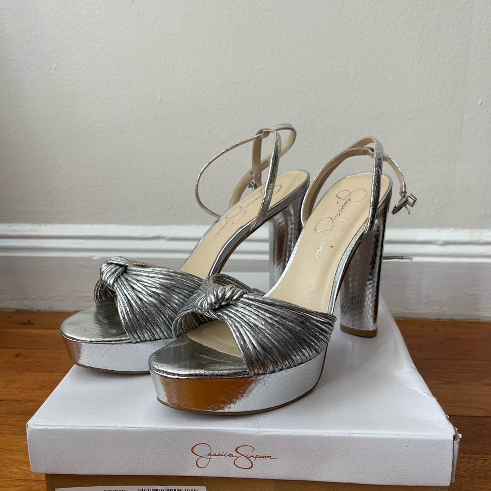 Jessica Simpson Metallic Silver Platform Sandals